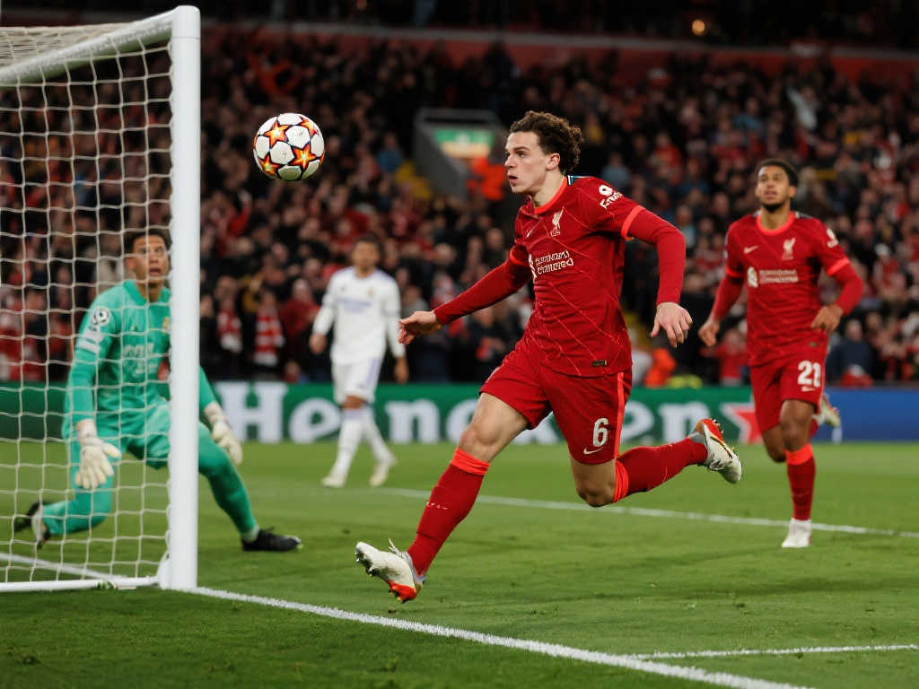 换重要球员 换重要球员